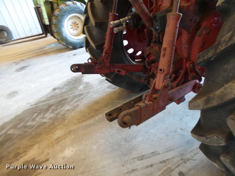 image for item DB1359 International 766 tractor