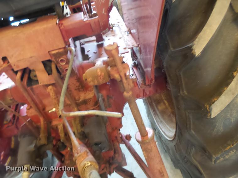 image for item DB1359 International 766 tractor