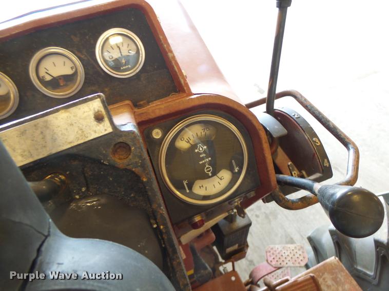 image for item DB1359 International 766 tractor