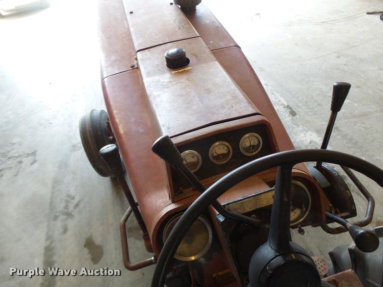 image for item DB1359 International 766 tractor
