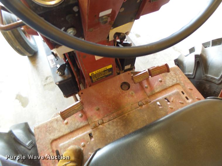 image for item DB1359 International 766 tractor