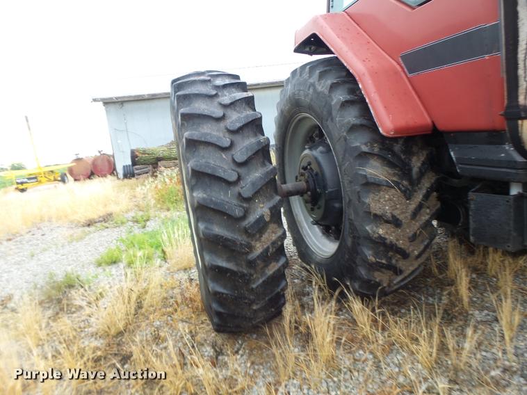 image for item DB1360 1988 Case IH 7130 tractor