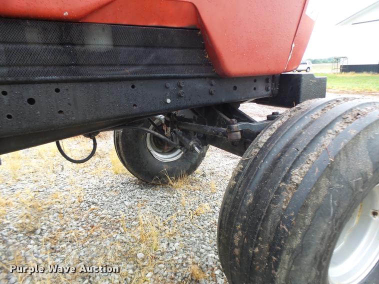 image for item DB1360 1988 Case IH 7130 tractor