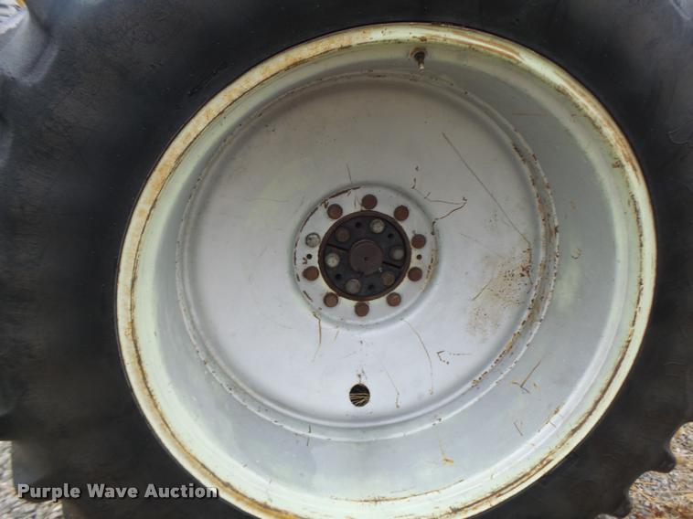 image for item DB1360 1988 Case IH 7130 tractor