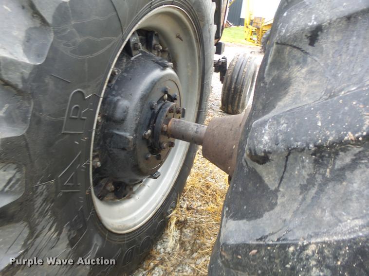 image for item DB1360 1988 Case IH 7130 tractor