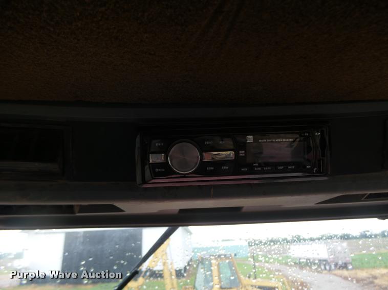 image for item DB1360 1988 Case IH 7130 tractor