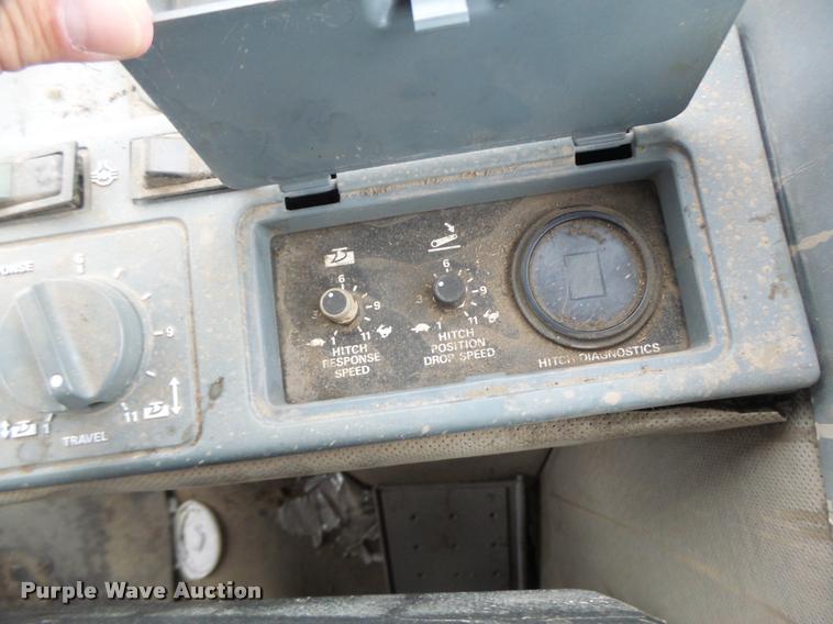 image for item DB1360 1988 Case IH 7130 tractor