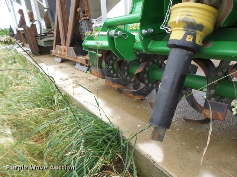 image for item DB1369 John Deere 673 tiller