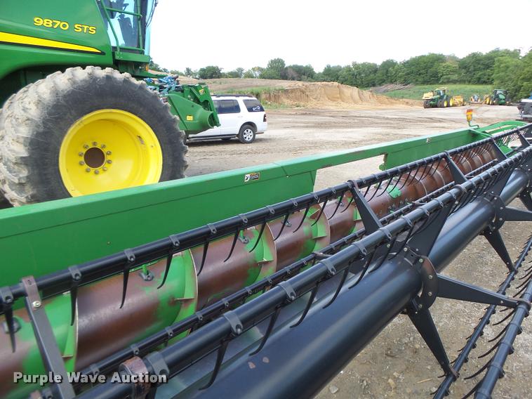 image for item DB1375 2006 John Deere 635F flex head