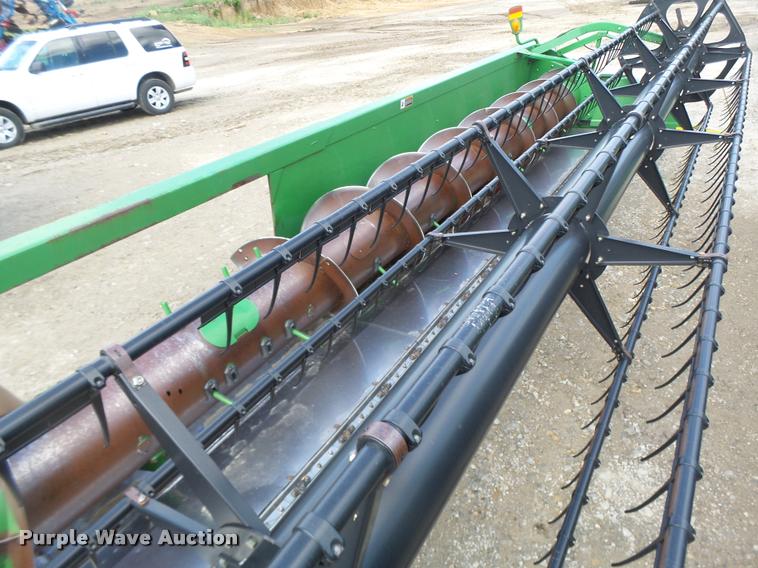 image for item DB1375 2006 John Deere 635F flex head