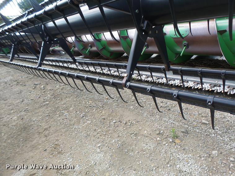 image for item DB1375 2006 John Deere 635F flex head