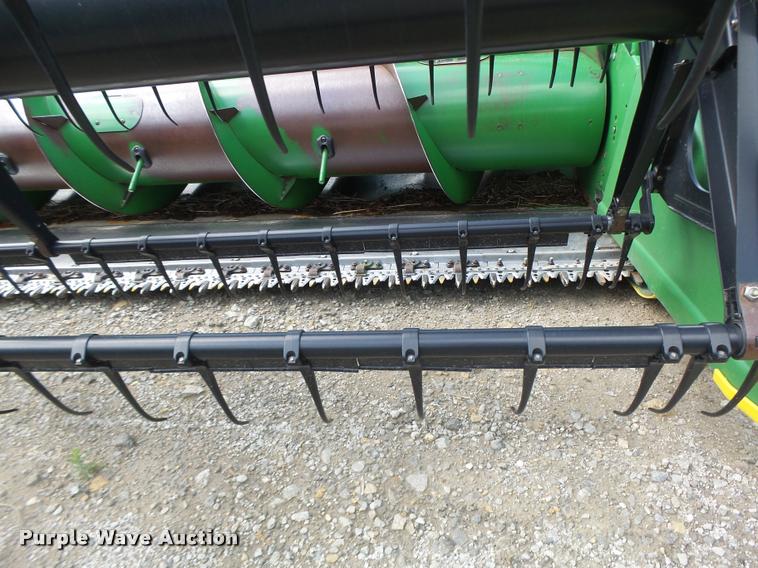 image for item DB1375 2006 John Deere 635F flex head