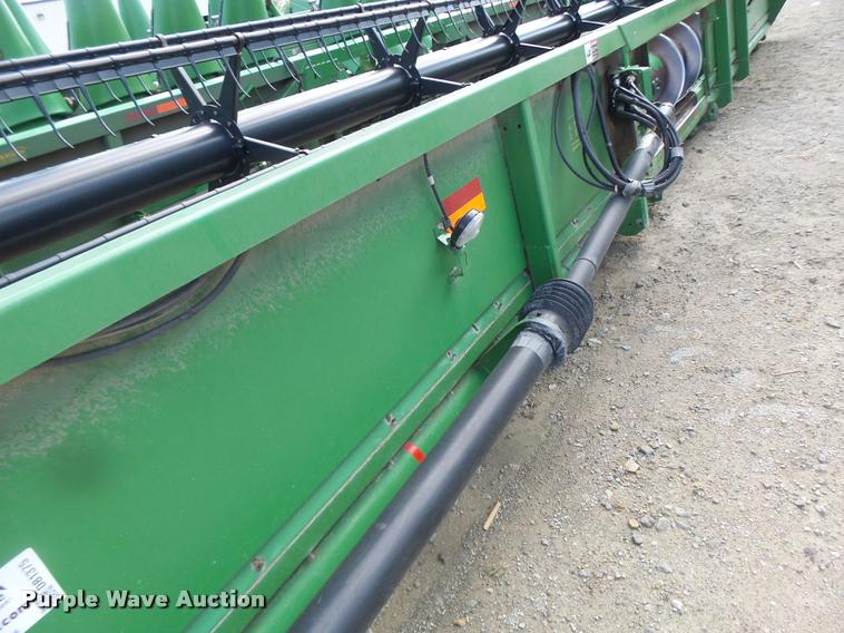 image for item DB1375 2006 John Deere 635F flex head