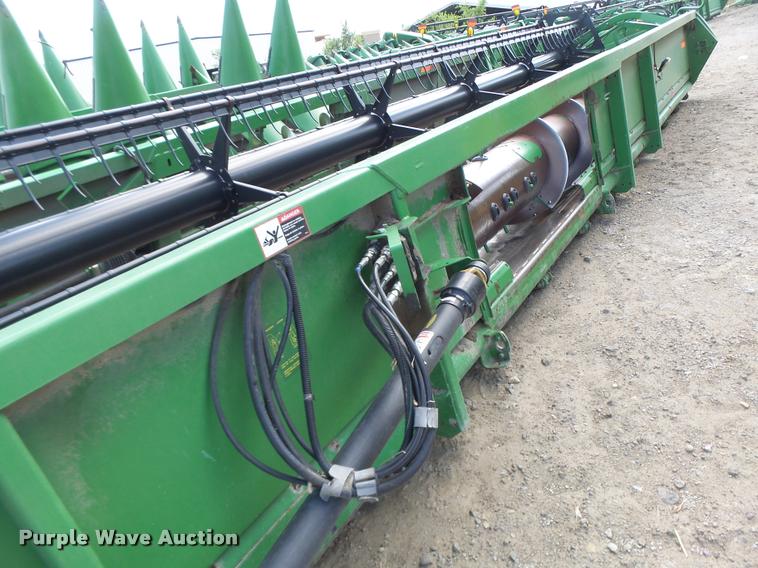 image for item DB1375 2006 John Deere 635F flex head