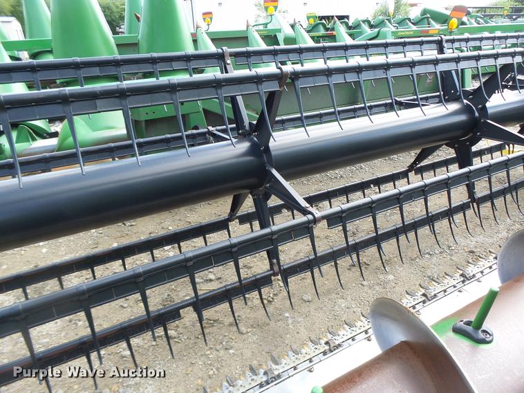 image for item DB1375 2006 John Deere 635F flex head