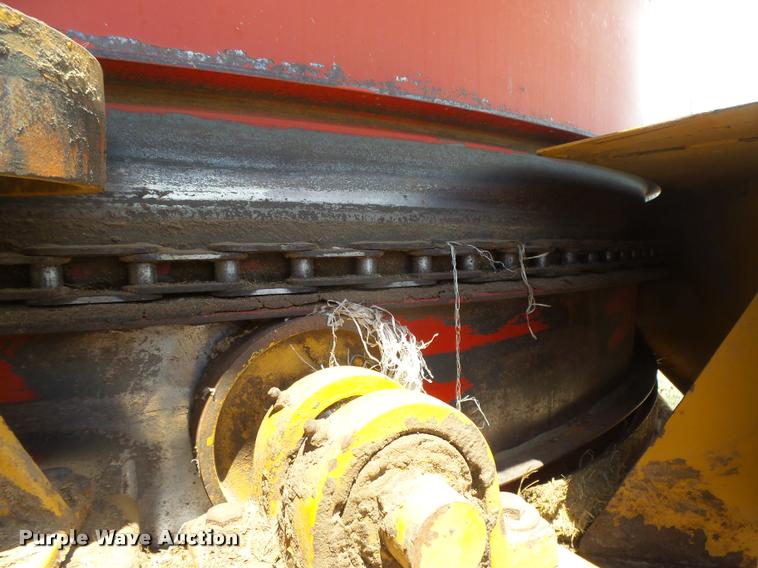 image for item DB2646 Harsh HayBuster H1000 tub grinder