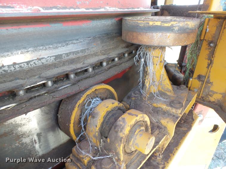 image for item DB2646 Harsh HayBuster H1000 tub grinder