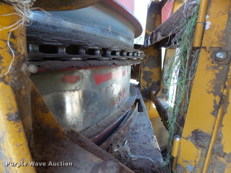 image for item DB2646 Harsh HayBuster H1000 tub grinder