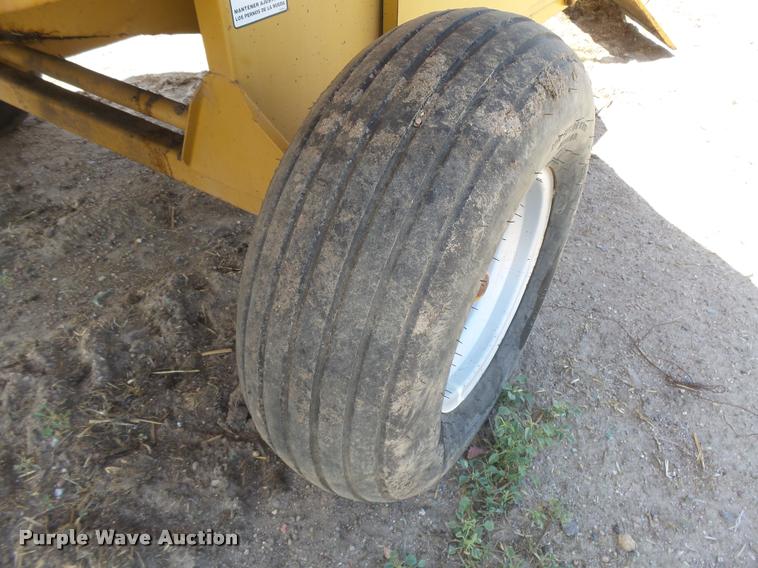 image for item DB2646 Harsh HayBuster H1000 tub grinder