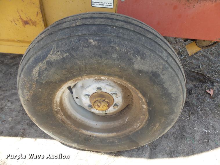 image for item DB2646 Harsh HayBuster H1000 tub grinder