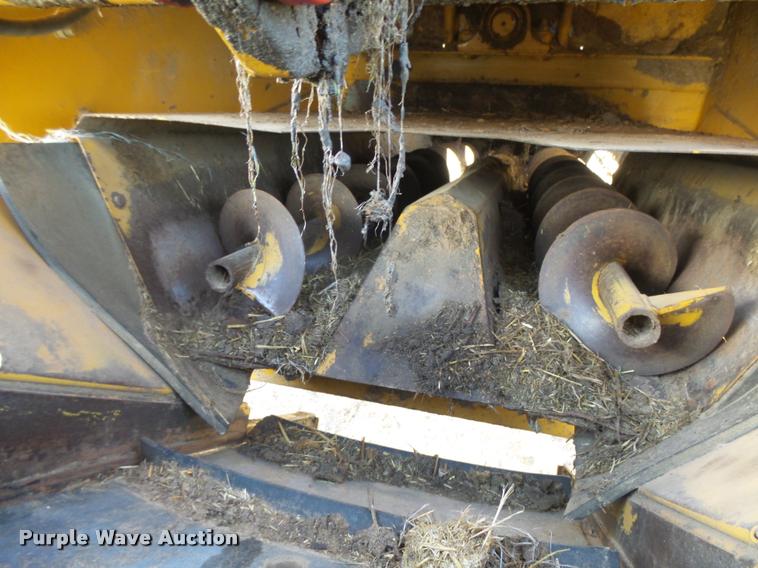 image for item DB2646 Harsh HayBuster H1000 tub grinder