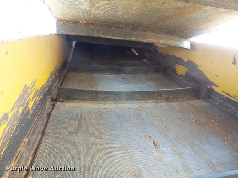 image for item DB2646 Harsh HayBuster H1000 tub grinder