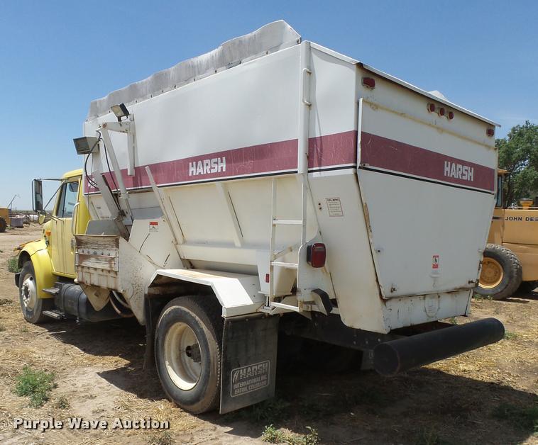 image for item DB2649 1996 International 4700 feed truck