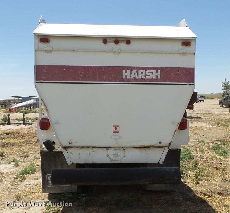 image for item DB2649 1996 International 4700 feed truck