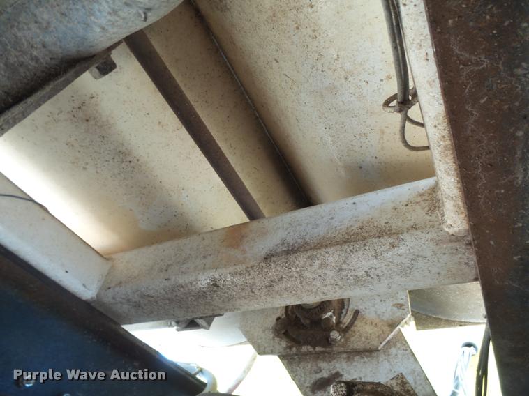 image for item DB2649 1996 International 4700 feed truck