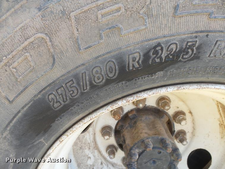 image for item DB2649 1996 International 4700 feed truck