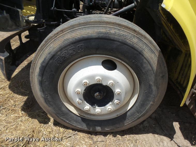 image for item DB2649 1996 International 4700 feed truck