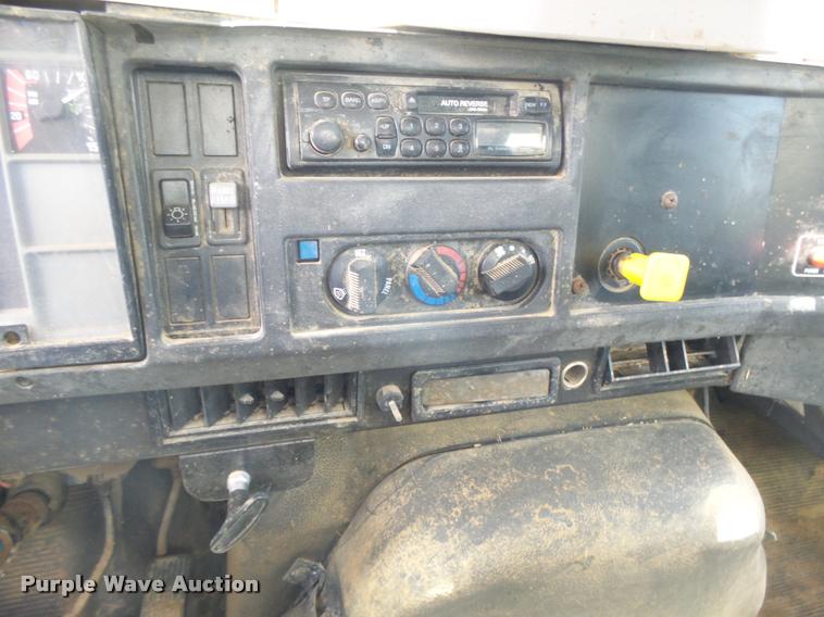 image for item DB2649 1996 International 4700 feed truck