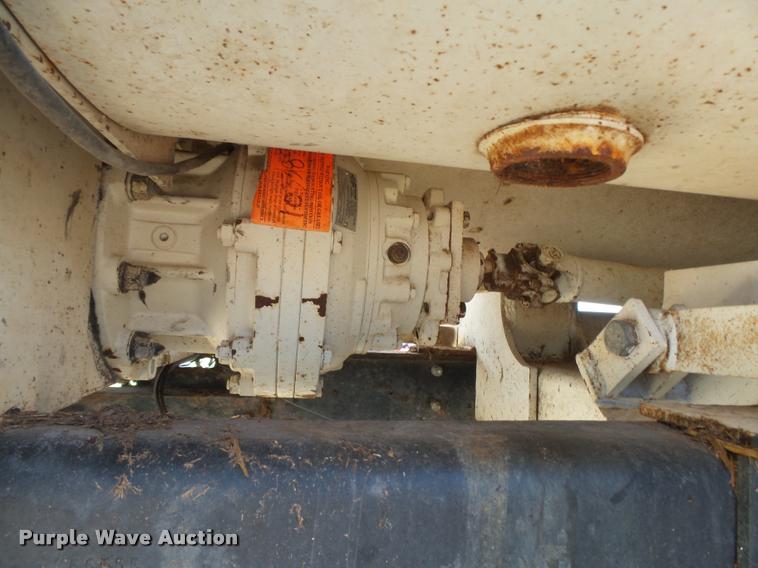 image for item DB2649 1996 International 4700 feed truck