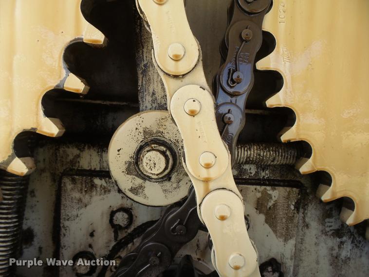 image for item DB2649 1996 International 4700 feed truck