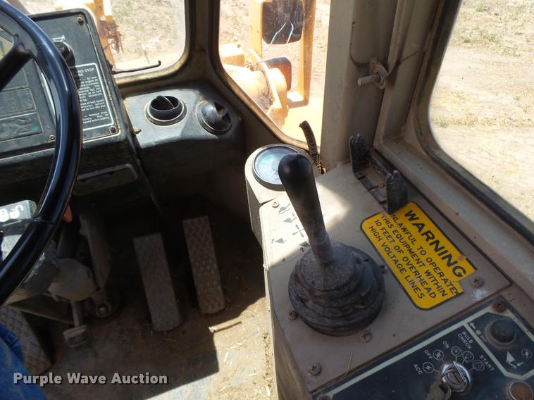 image for item DB2650 1990 John Deere 544E wheel loader