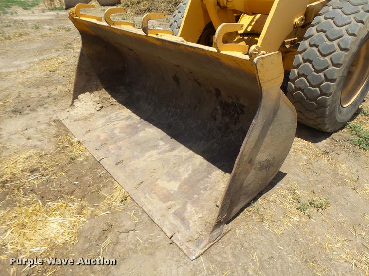 image for item DB2650 1990 John Deere 544E wheel loader