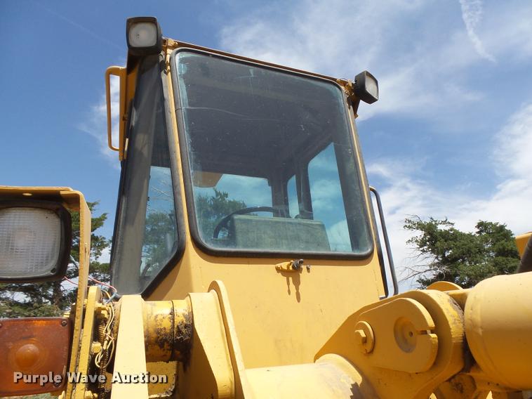 image for item DB2650 1990 John Deere 544E wheel loader
