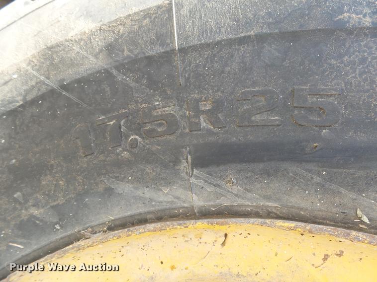 image for item DB2650 1990 John Deere 544E wheel loader