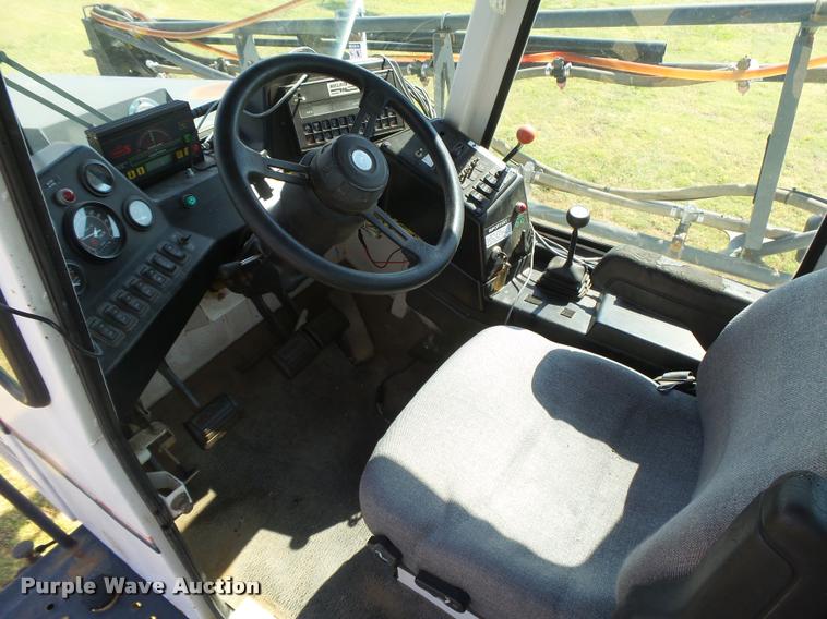 image for item DB2663 SpraCoupe 3630 self-propelled sprayer