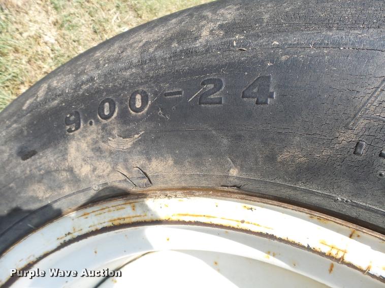 image for item DB2663 SpraCoupe 3630 self-propelled sprayer