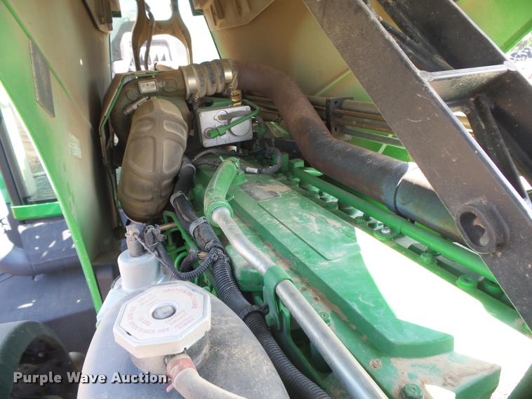 image for item DB2664 2007 John Deere 8530 MFWD tractor