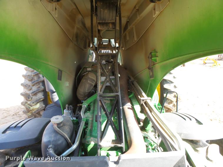 image for item DB2664 2007 John Deere 8530 MFWD tractor