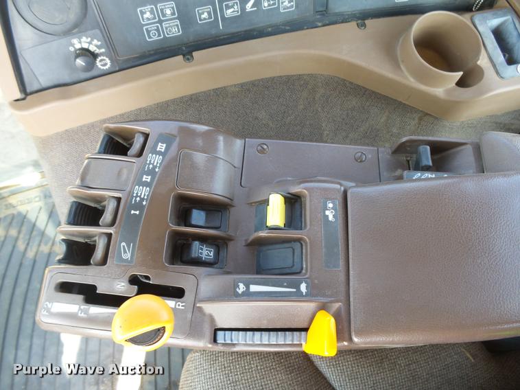 image for item DB2664 2007 John Deere 8530 MFWD tractor