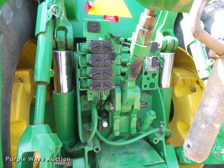 image for item DB2664 2007 John Deere 8530 MFWD tractor