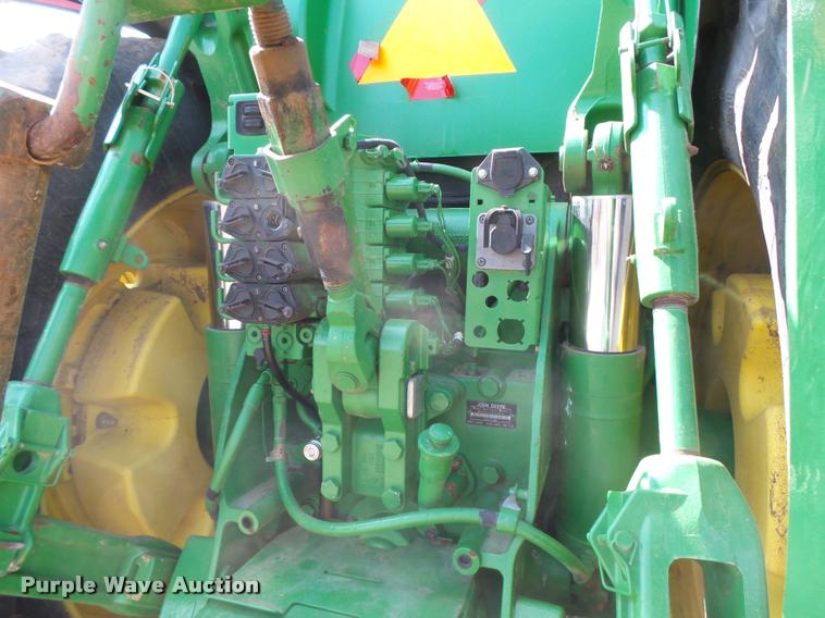 image for item DB2664 2007 John Deere 8530 MFWD tractor