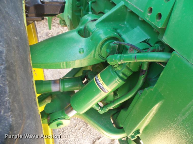 image for item DB2664 2007 John Deere 8530 MFWD tractor