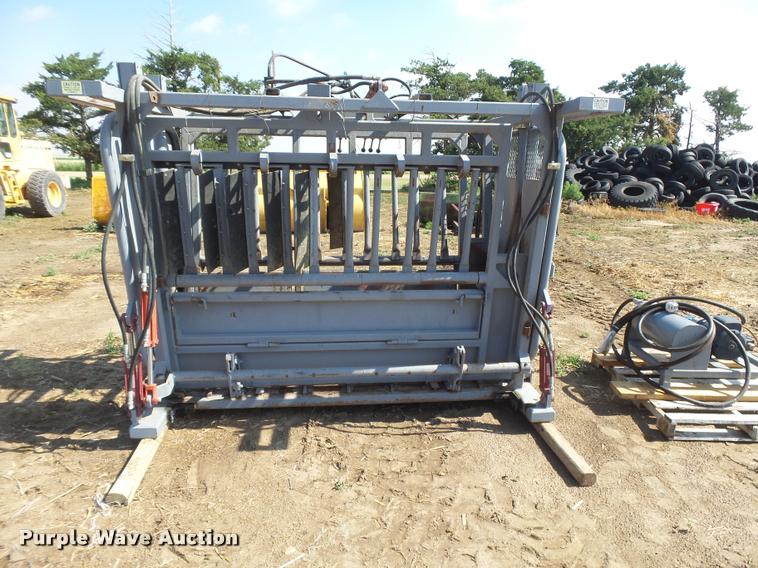 image for item DB2667 Bowman squeeze chute