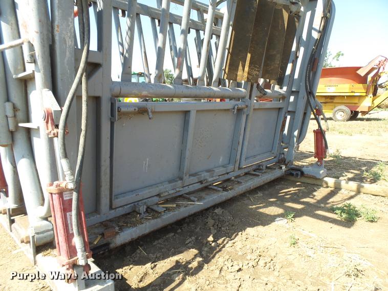image for item DB2667 Bowman squeeze chute