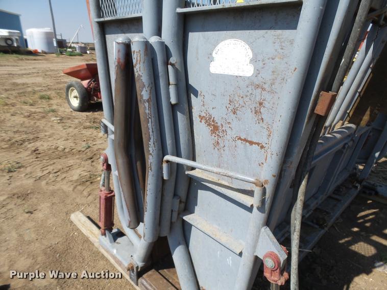 image for item DB2667 Bowman squeeze chute