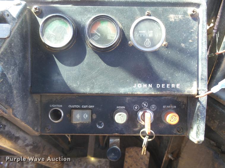 image for item DB2670 1982 John Deere 644C High Lift wheel loader
